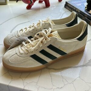 NEW Adidas Gazelle